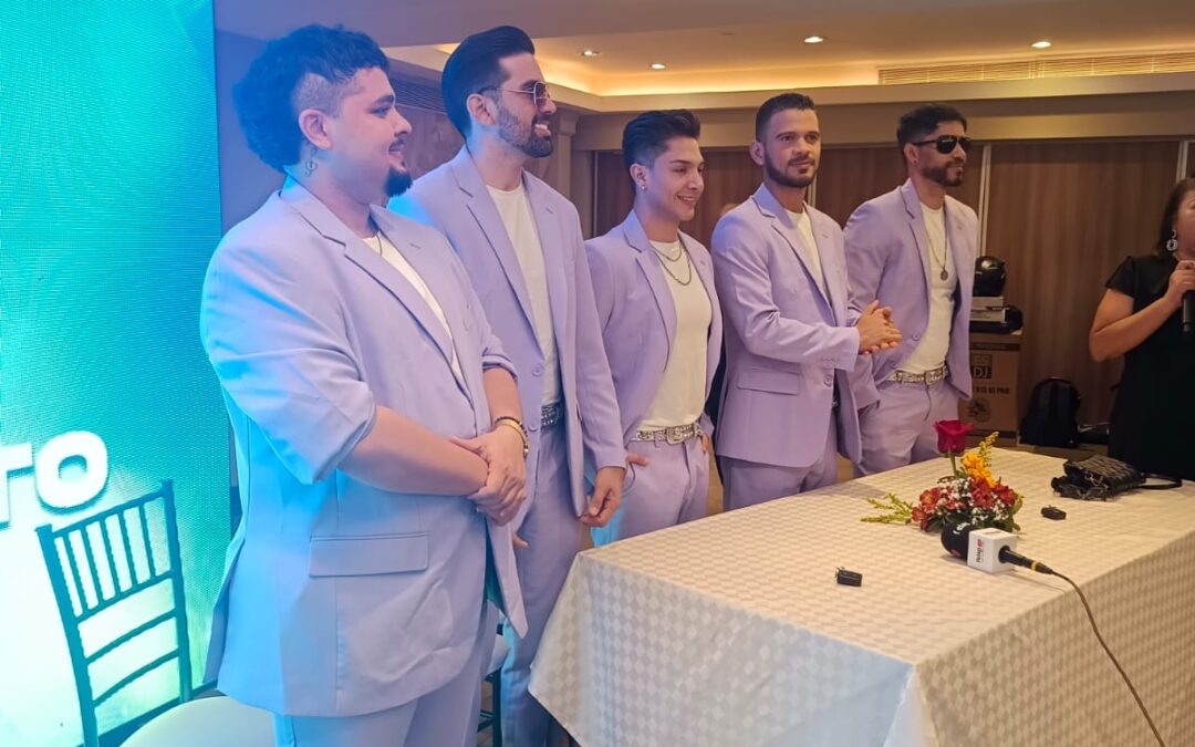 El grupo salsero «Los adolescentes de Venezuela» nos envían saludos